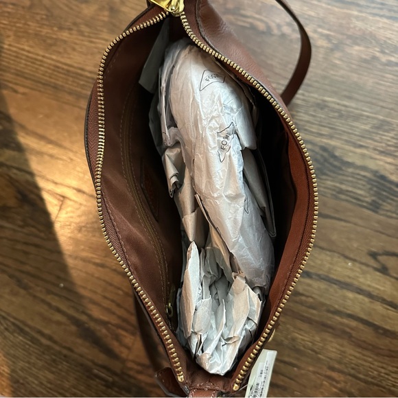 Fossil Bag Crossbody - Picture 4 of 6